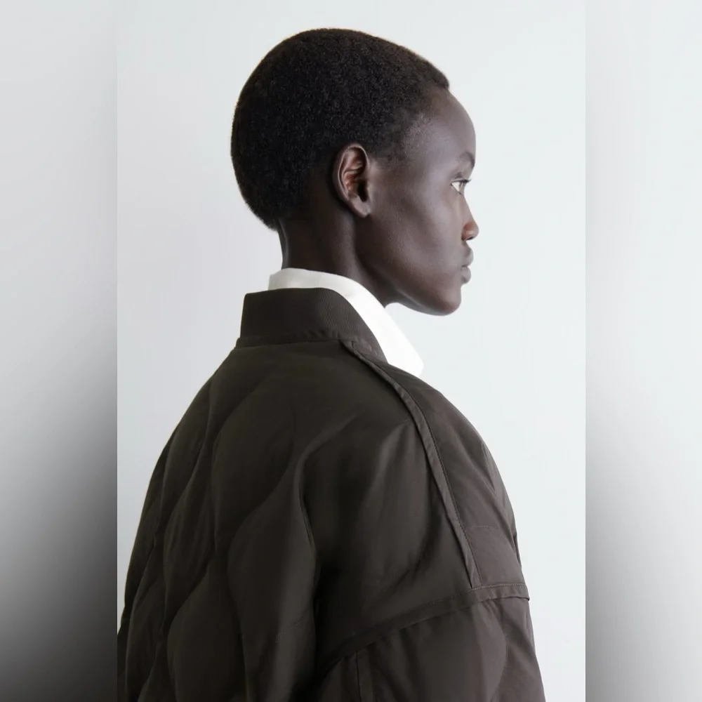 LIKE NEW COS Oversized Quilted Jacket Size M in Dark Brown - Picture 7 of 13